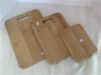 (Set of 3) Graduated Wooden Cutting Boards