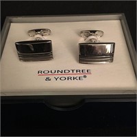 1 Pair of Cuff Links - Made for a Queen Jewelry