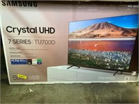 Samsung 50” smart TV
