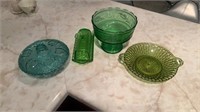 (4) Pc Colored Glassware