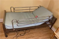 Medical Adjustable Hospital Bed with Bedding