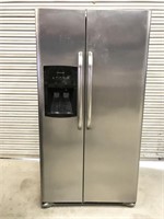 Frigidaire LFUS2613LF3 26.0 cu ft refrigerator,