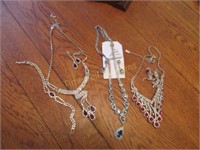Sparkly jewellery sets