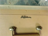 Lady Baltimore Vintage Suitcase 26"