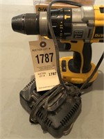 Dewalt 18V XRP with charger Drill