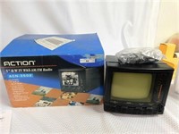 5" B/W TV W/ AM/FM RADIO