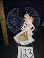 Angel Figurine "Heaven's Gentle Guidance"
