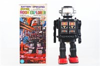 Battery Operated Super Moon Explorer Robot in Box