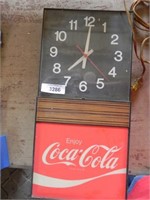 Vintage Lighted Coca Cola Clock (works)