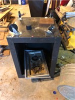 Metal Cabinet with 4 Wheels and Stove