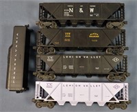 4 Lionel Gondolas + Tender Shroud, O-Gauge