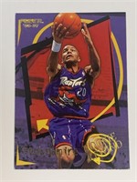 Rookie Card: 1996 Fleer Damon Stoudamire Card