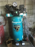 snap on air compressor, w/hose, oil, more