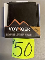 Voyger bi-fold leather wallet brown