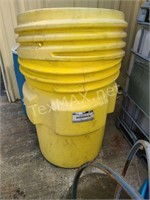 95 Gallon Overpack Container with Lid