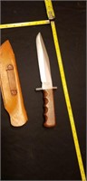 Gerber knife with sheath