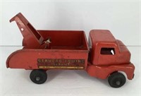 1940's Structo service tow truck