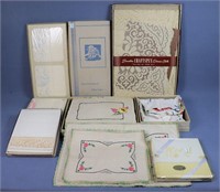 Group of Vintage Table Linens