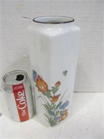Oriental vase, floral design