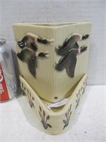 Shawnee duck vase