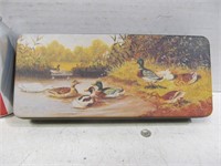 Ducks metal box