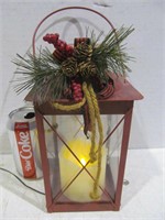 Christmas lantern, battery powered