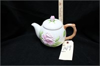 Rose Tea pot