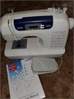 Brother CS 6000 sewing machine-computerized
