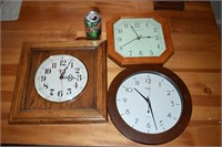 3 Wall Clocks Incl. Howard Miller, Sterling & Nobe