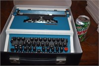 Very Nice Underwood 315 Retro Portable Typewriter