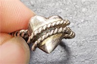 Sterling Silver Ring - Heart With Rope Band - 5.25