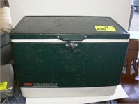 COLEMAN METAL STEEL-BELTED COOLER