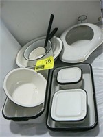 LARGE GROUP BALCK AND WHITE ENAMELWARE