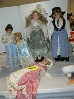 5 COLLECTOR DOLLS