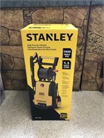 Stanley 1900PSI Pressure Washer