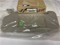 2009-2014 Nissan Murano Sun Visor