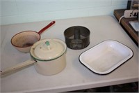 Vintage Kitchen Ware