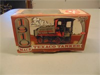 ERTL 1910 Mack Texaco Tanker Bank        `