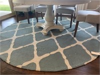 ROUND AREA RUG