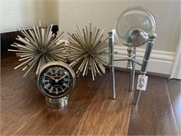 4PC SILVER DECO ITEMS