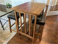 PUB TABLE & 2 STOOLS