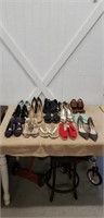 15 Pair Women's shoe lot size 9 to 9 1/2
