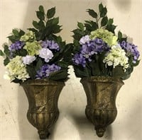 2 LIGHT WEIGHT WALL URNS WITH FLOWERS