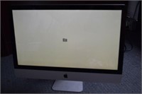 27" Apple iMac Computer (powers on w/ ?)