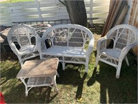 Wicker Love Seat & Chairs