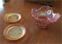 Pink irredescent bowl & 2 carnival glass pieces
