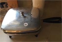 Westinghouse fry pan