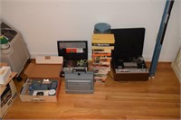 Reel to Reel Players, Projector w/Screen, Large