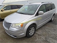 '10 Chrysler Town & Country Van - 185K Mi