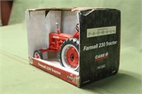 **FSCCF**Ertl Farmall "230" Die-Cast Toy Tractor,